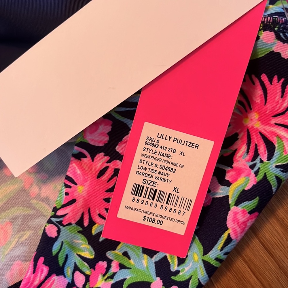 Lilly Pulitzer Weekender High Rise Crop - Picture 7 of 7